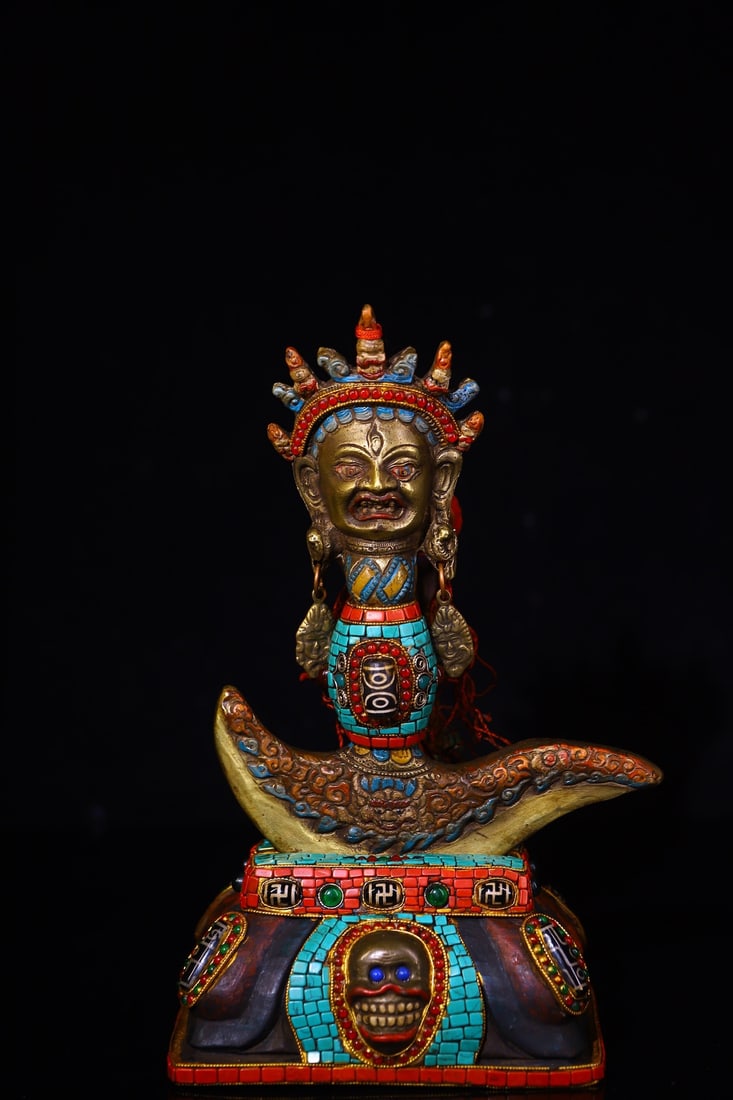 A Exquisite Coppery Painted Color Inlaid Dzi Bead Vajra: A Exquisite Coppery Painted Color Inlaid Dzi Bead Vajra,Qing Dynasty, China,Size:11inx6.7in,Weight:2300g