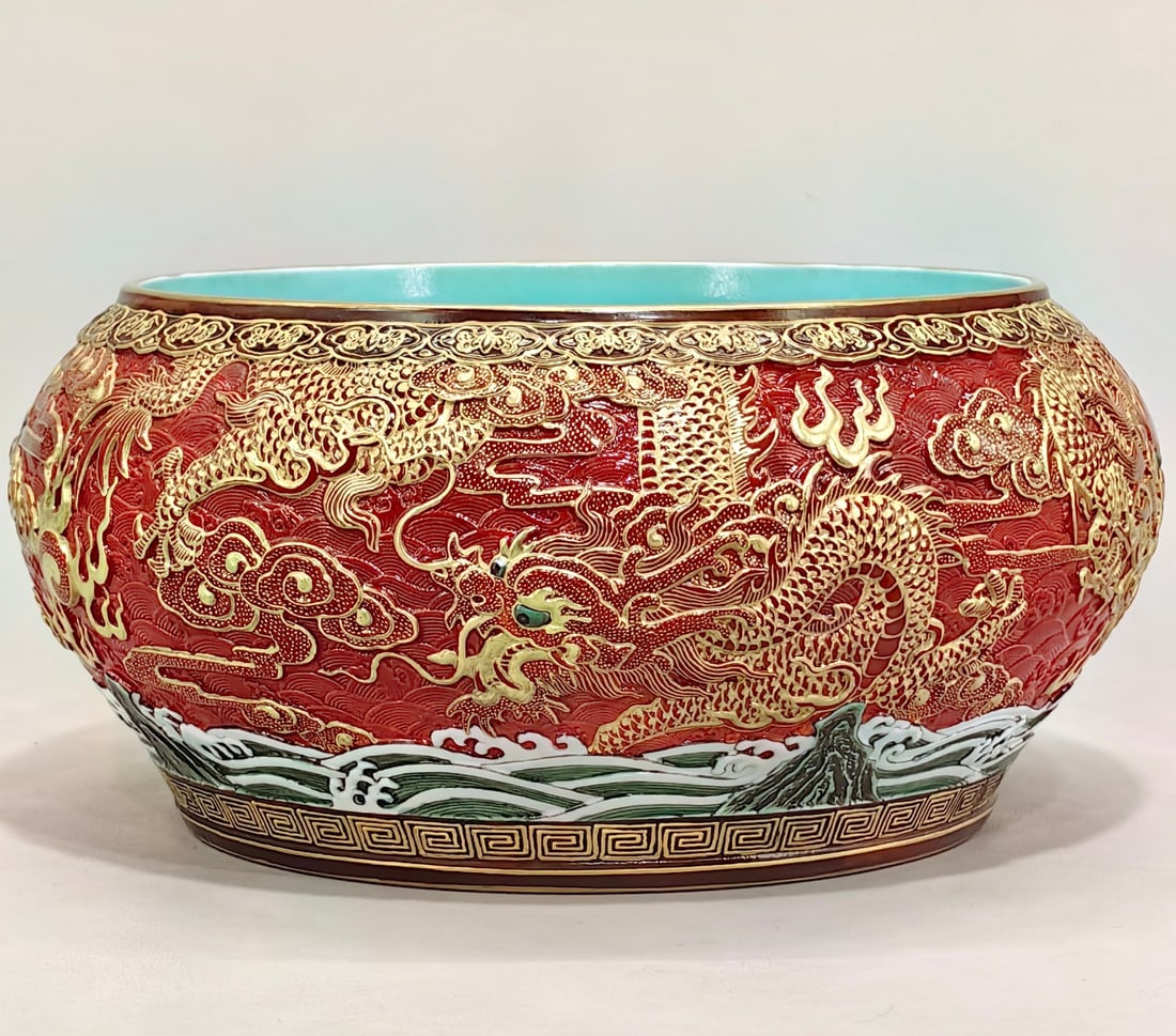 A Exquisite Iron-Red Painted Gold Dragon Pattern Brush Washer - 2