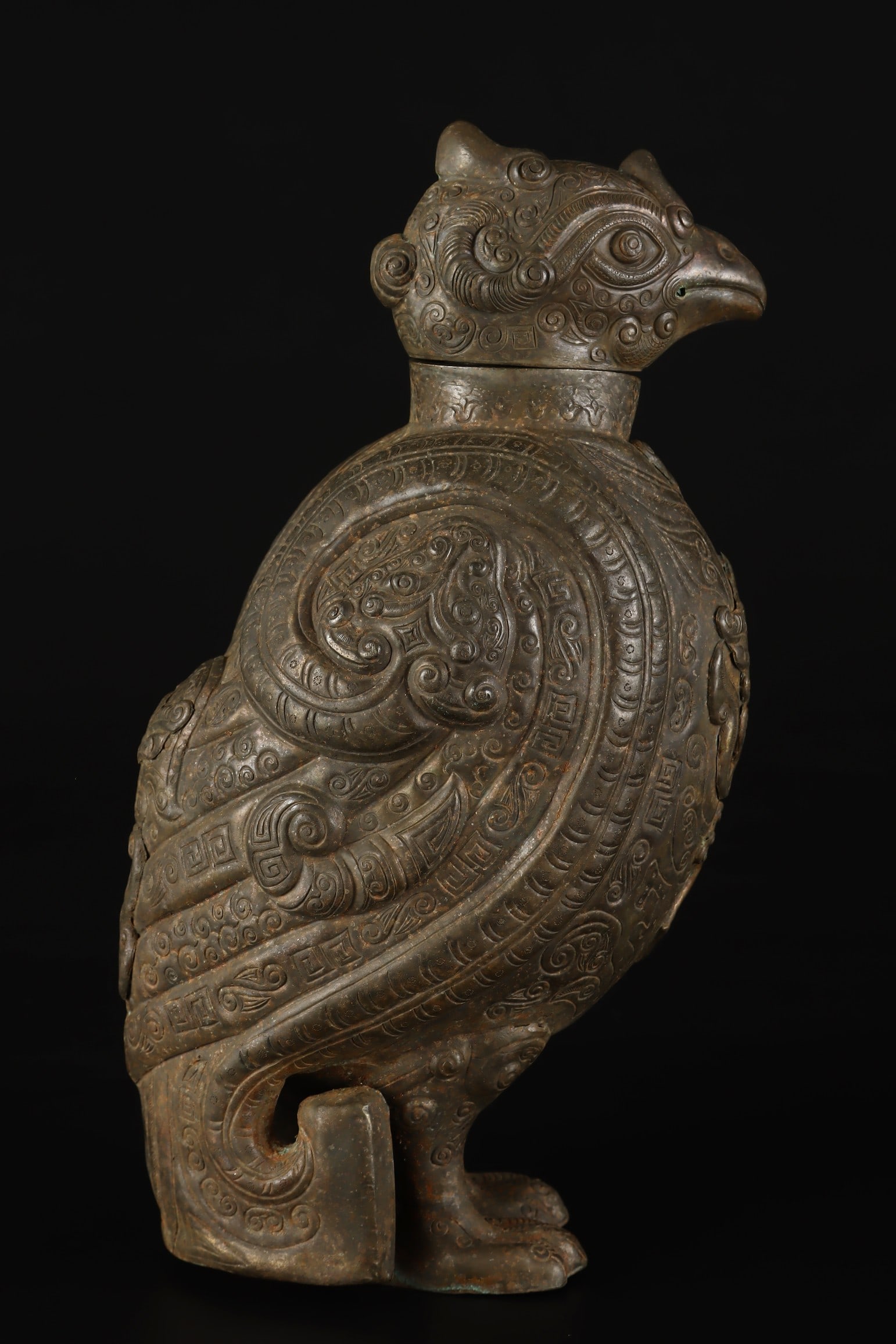 A Exquisite Copper Bird-Shaped Ewer: A Exquisite Copper Bird-Shaped Ewer,Tang Dynasty, China,Size:10.4inx5.1in,Weight:651g 铜鸟形壶,中国唐代