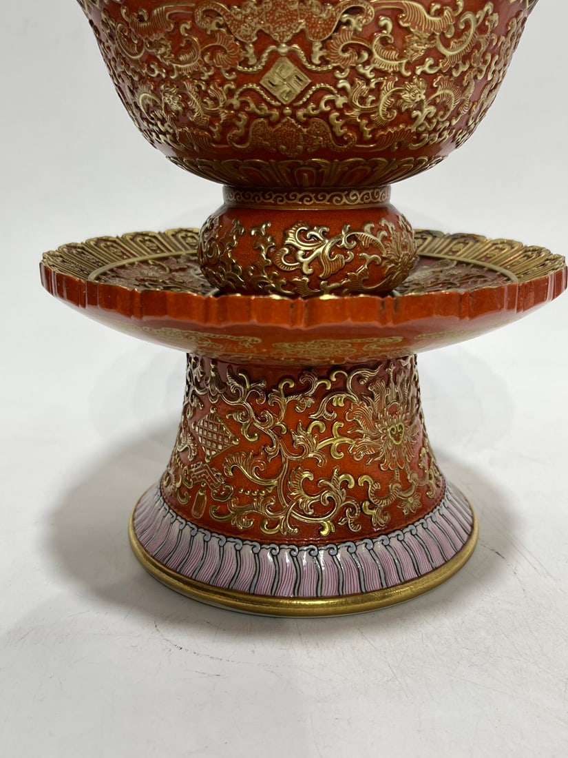 A Exquisite Iron-Red Lotus Pattern Ewer - 5