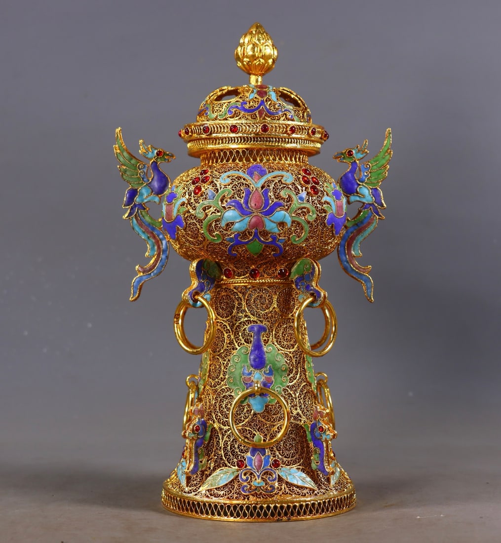 A Exquisite Filigree Gilt Inlaid Gems Double-Ears Censer: A Exquisite Filigree Gilt Inlaid Gems Double-Ears Censer,Qing Dynasty, China,Qianlong Four-character Mark,Size:10.6inx5.7inx4.1in,Weight:779g 花丝鎏金嵌宝石&#