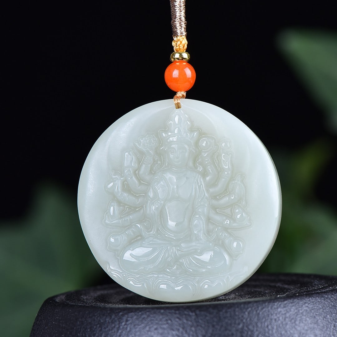 A Exquisite Hotan Jade Statue of Thousand-hand Guanyin Pendant: A Exquisite Hotan Jade Statue of Thousand-hand Guanyin Pendant,Size:1.6inx1.6in 和田玉千手观音