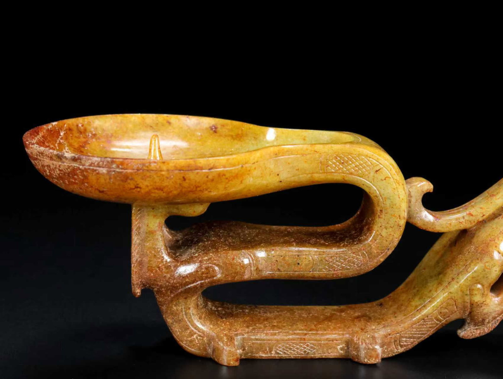 An Exquisite White Jade Dragon Pattern Candlestick - 8