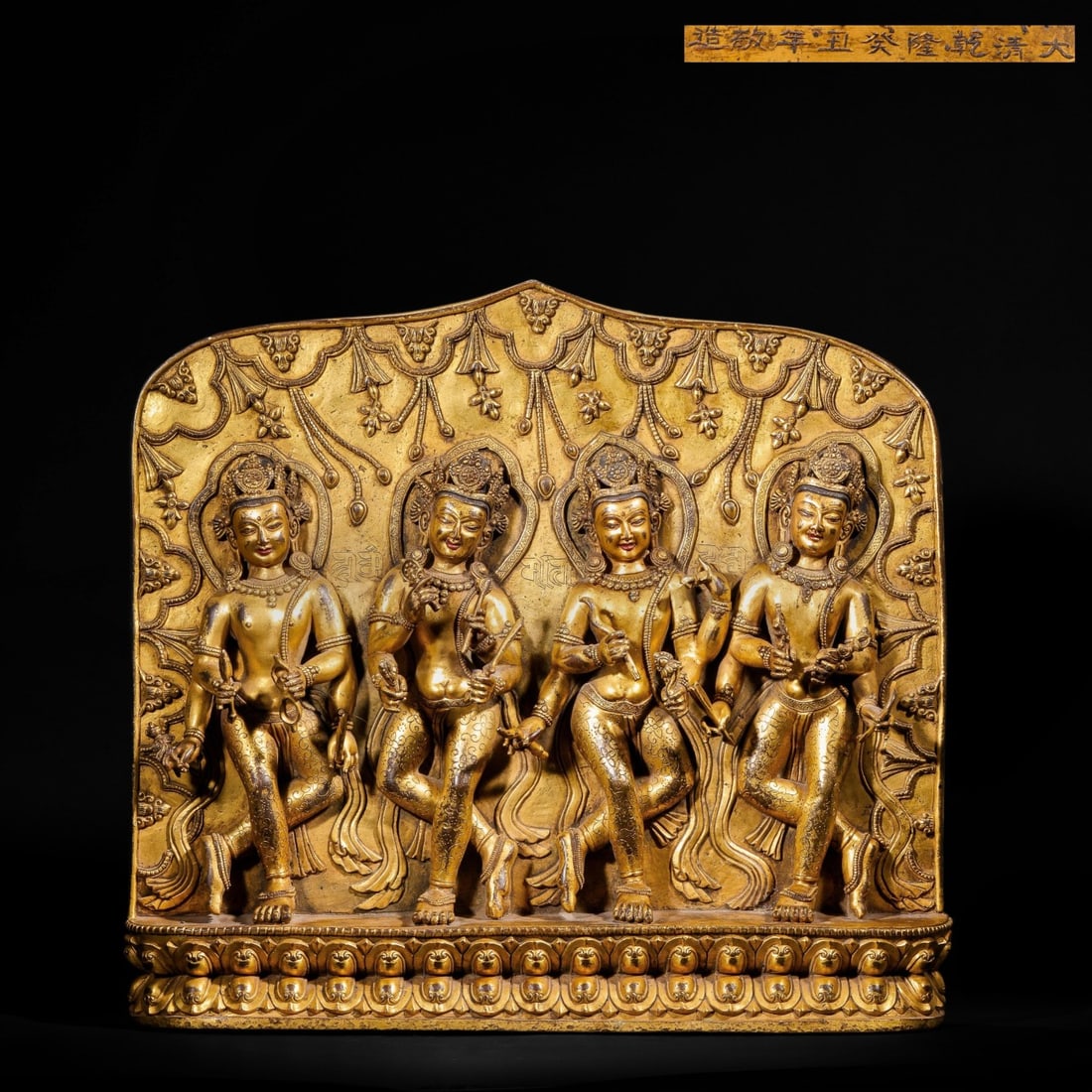 A Solemn Gilt Bronze Statue of Danapati Bodhisattva: A Solemn Gilt Bronze Statue of Danapati Bodhisattva,Qing Dynasty,China,Qianlong Mark,Size:18.1inx2.4inx16.9in,Weight:16800g 铜鎏金供养菩萨像,中