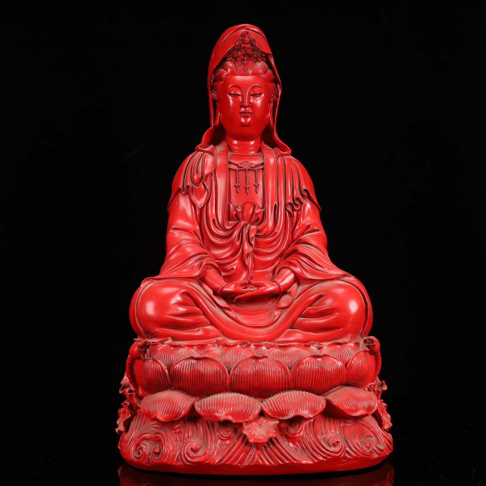 A Huge Carved Red Lacquer Statue of Avalokitesvara Ornament: A Huge Carved Red Lacquer Statue of Avalokitesvara Ornament,Qing Dynasty, China,Qianlong Six-character Mark,Size:8.7inx5.5inx15.7in,Weight:1850g 剔红漆器观音像