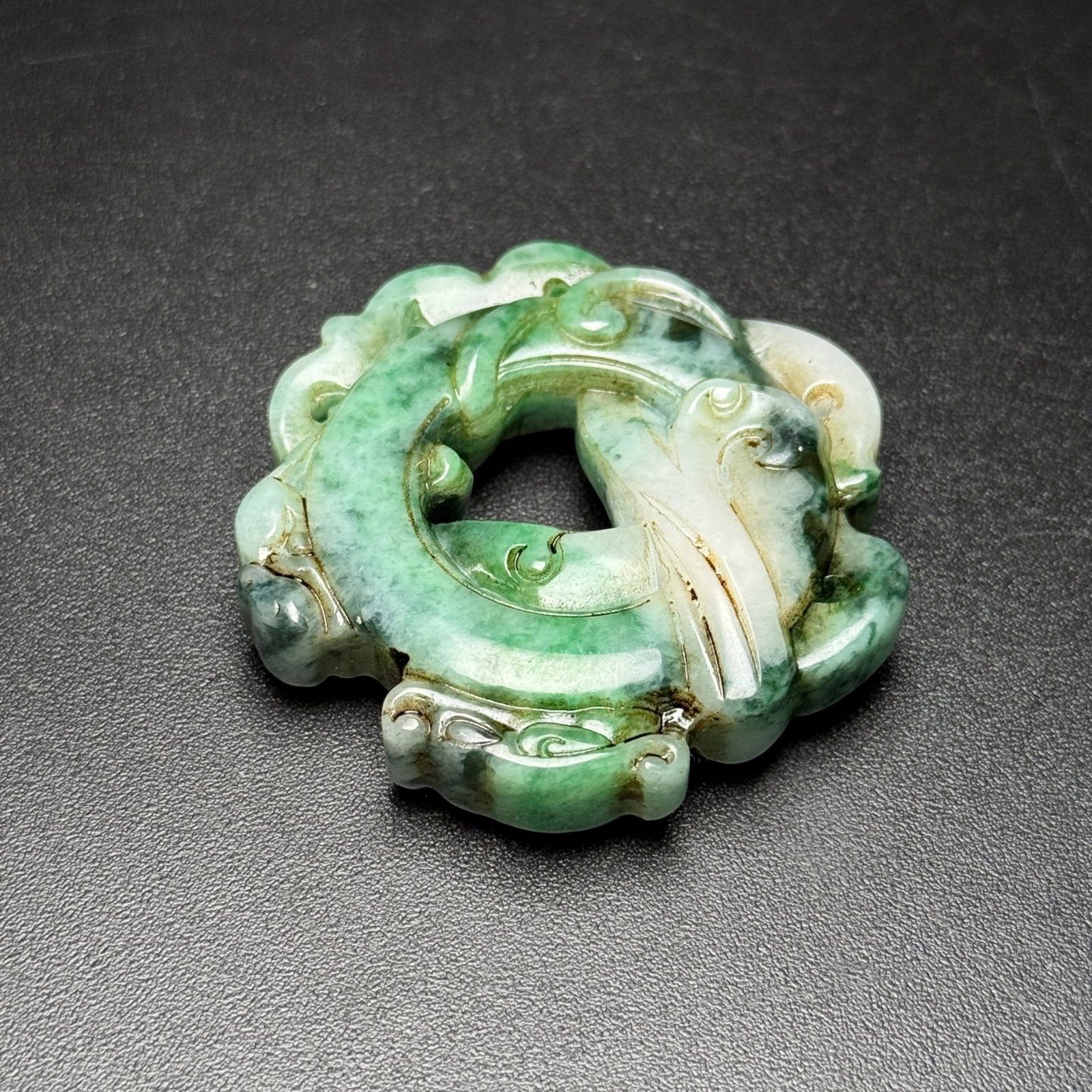 An Exquisite Jadeite Dragon Pattern Pendant - 6