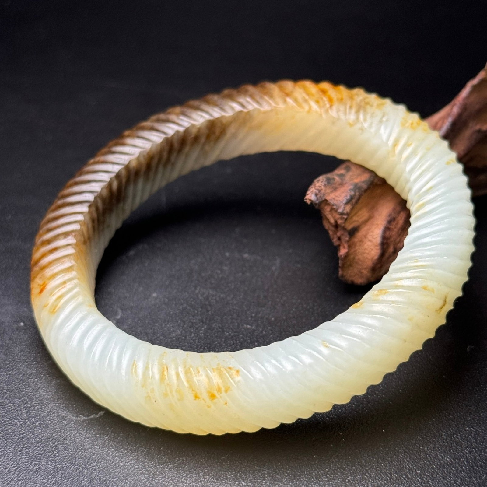An Exquisite White Jade Bracelets - 4