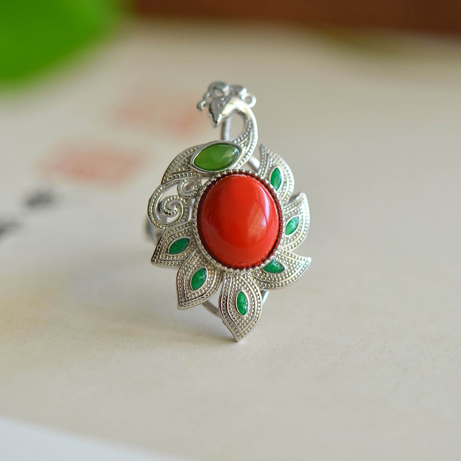 An Exquisite Sterling Silver Inlaid Cinnabar Ring: An Exquisite Sterling Silver Inlaid Cinnabar Ring,Size:10mmx12mm 寓意:平安顺遂,吉祥如意