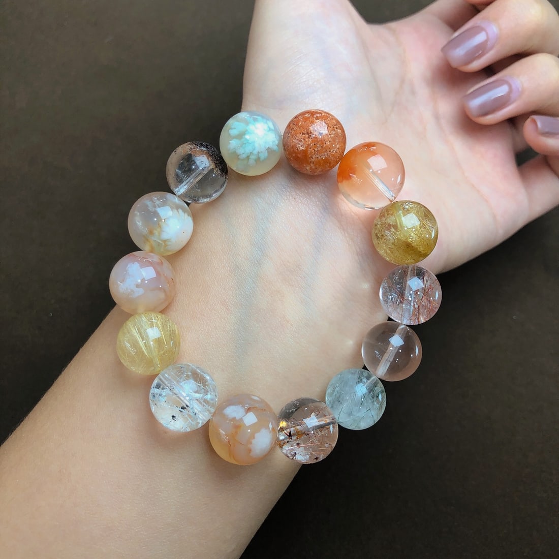 An Exquisite Crystal Bracelets - 2