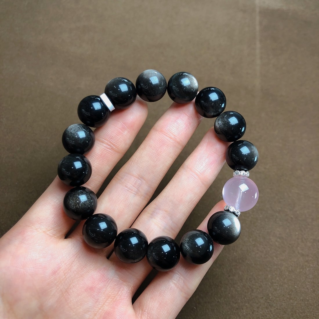 An Exquisite Crystal Silver Sheen Obsidian Bracelets: An Exquisite Crystal Silver Sheen Obsidian Bracelets,Size:12.5mm,13.5mm,Weight:41g 水晶银曜石手串
