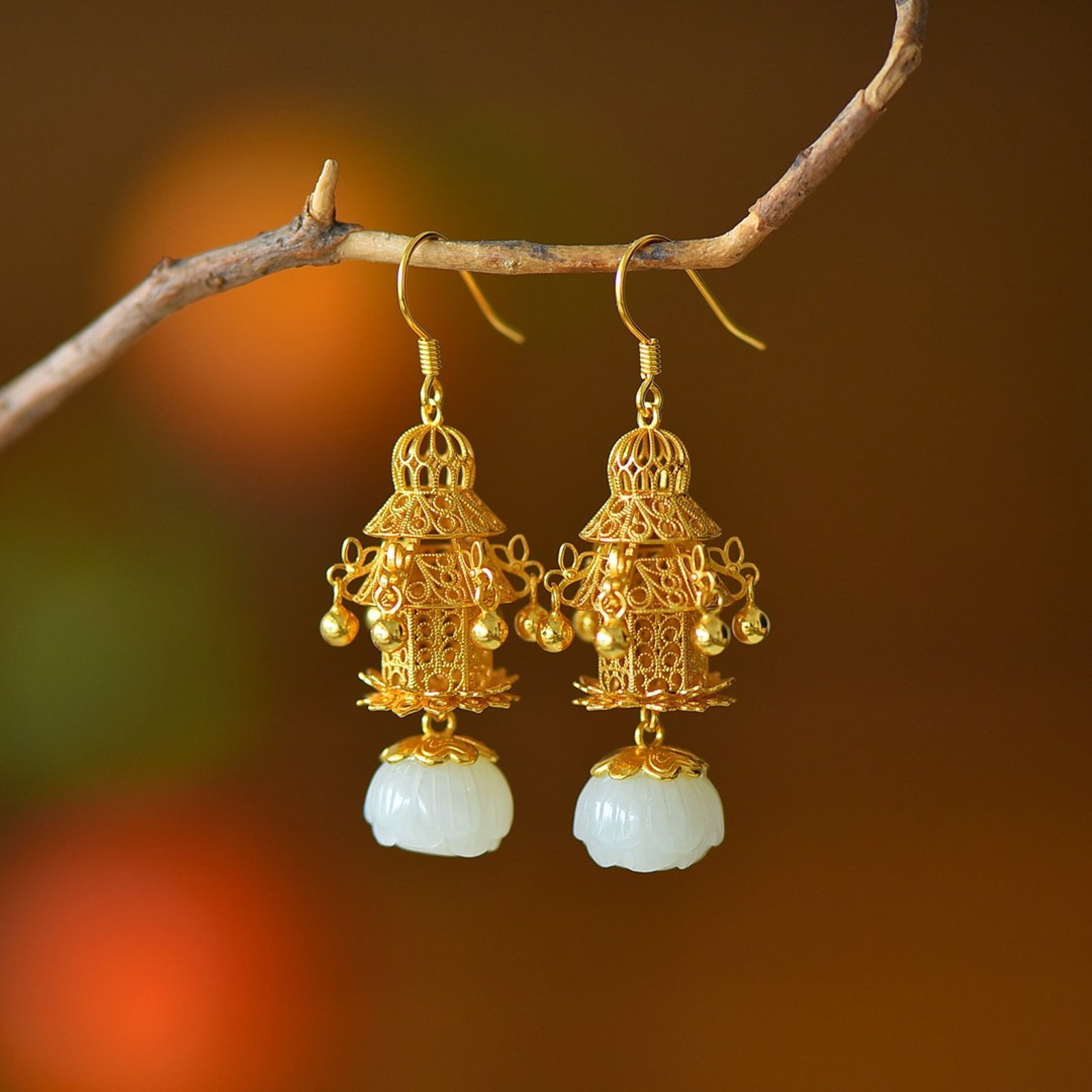 A Pair of Exquisite Sterling Silver-Gold Plated Inlaid White Jade Earrings: A Pair of Exquisite Sterling Silver-Gold Plated Inlaid White Jade Earrings 一对纯银镀金镶白玉耳环