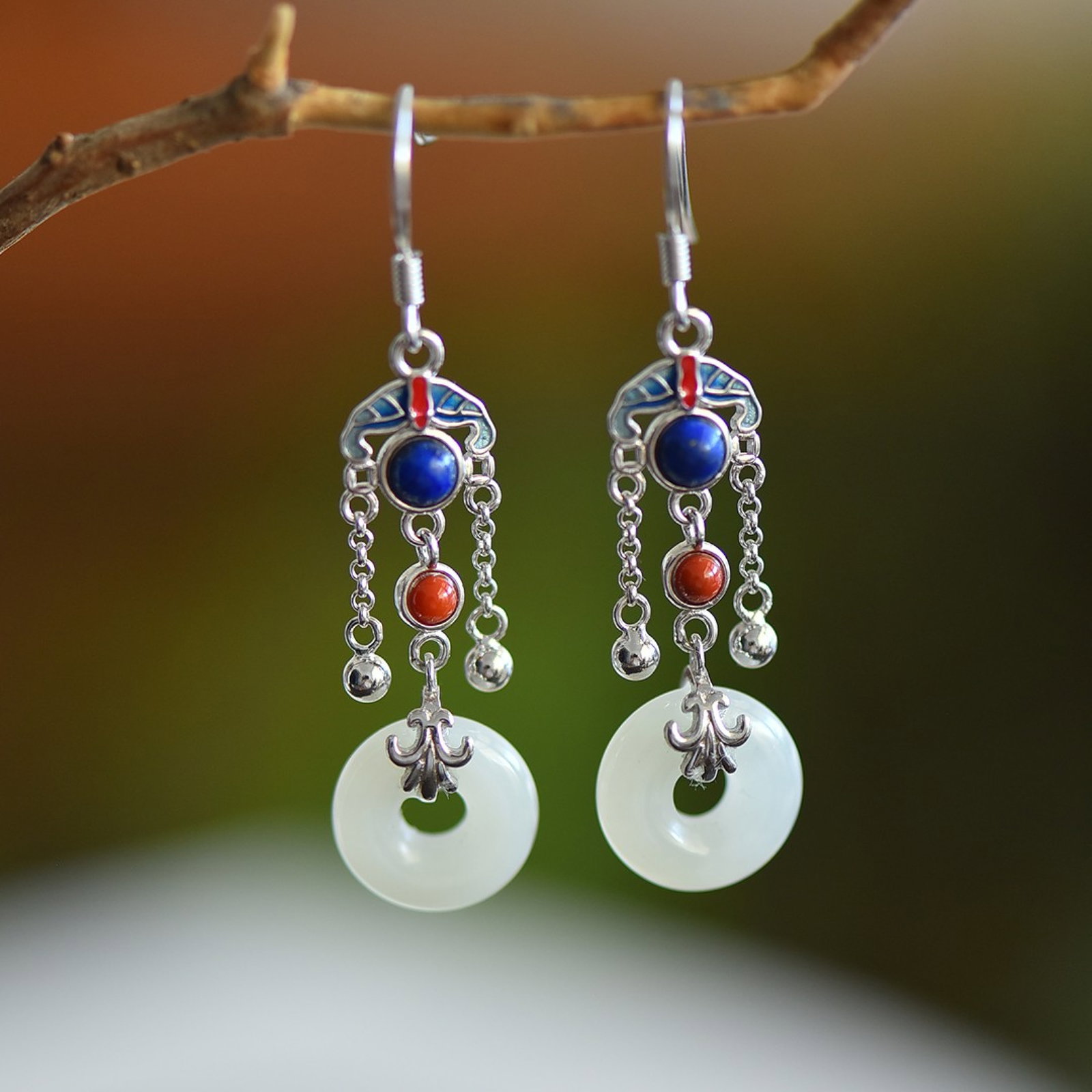A Pair of Exquisite Sterling Silver Inlaid White Jade Enamel Earrings: A Pair of Exquisite Sterling Silver Inlaid White Jade Enamel Earrings,Size:13mmx13mm 一对纯银镶白玉珐琅耳环