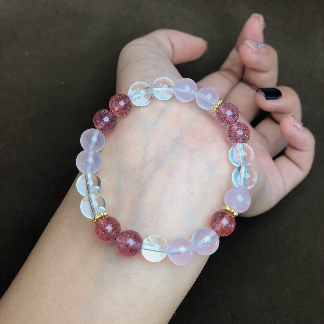An Exquisite Crystal Bracelets: An Exquisite Crystal Bracelets,Size:8.3mm, Weight:16.3g 水晶手串