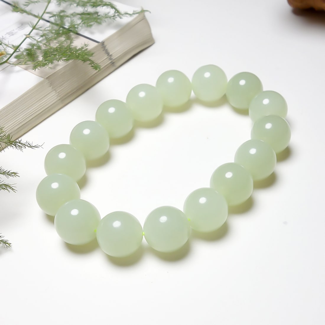 An Exquisite White Jade Bracelets - 4
