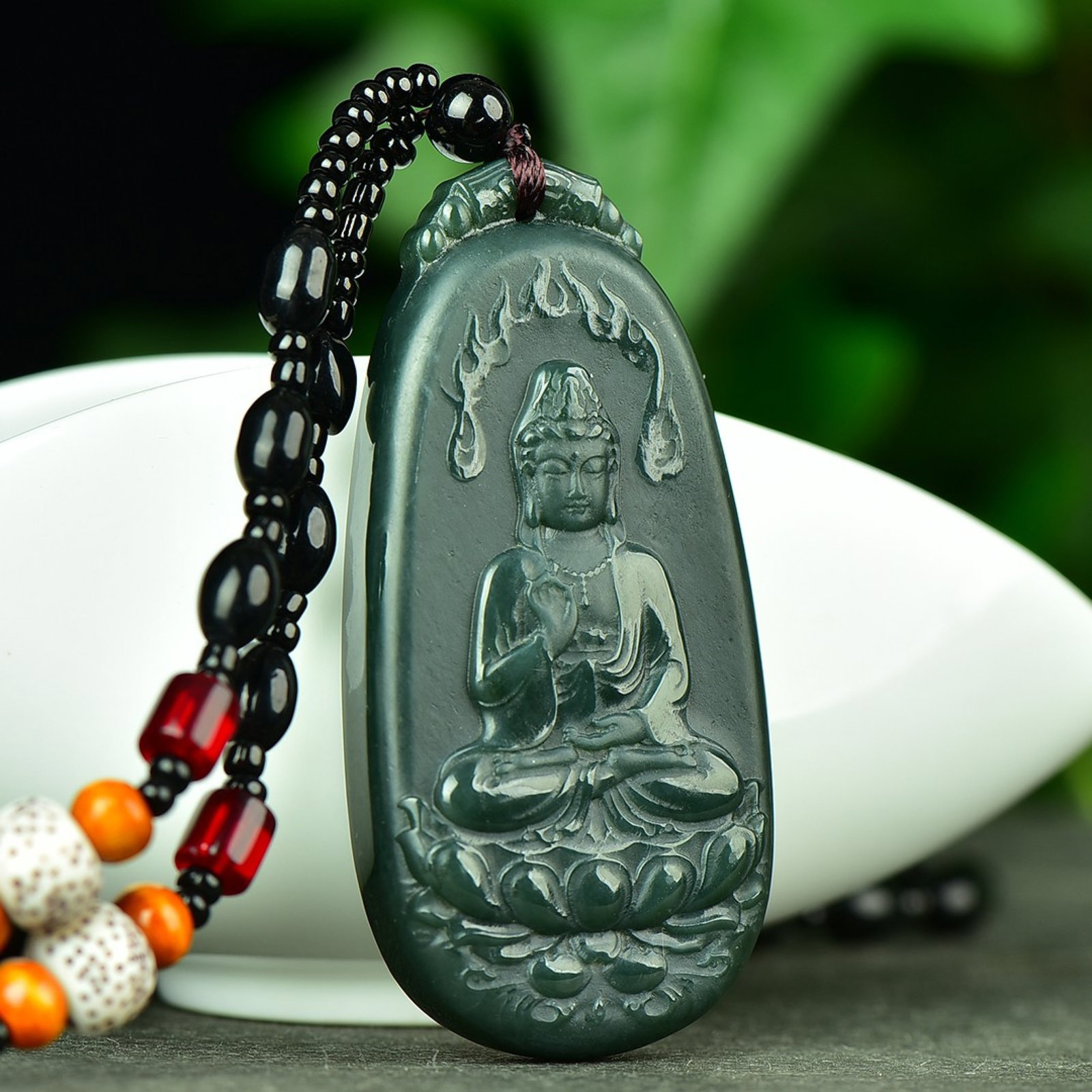 An Exquisite Sapphire Landscape and Avalokitesvara Pattern Pendant: An Exquisite Sapphire Landscape and Avalokitesvara Pattern Pendant,Size:32mmx65mm (寓意)吉祥 普度众生 保平安 青玉山&