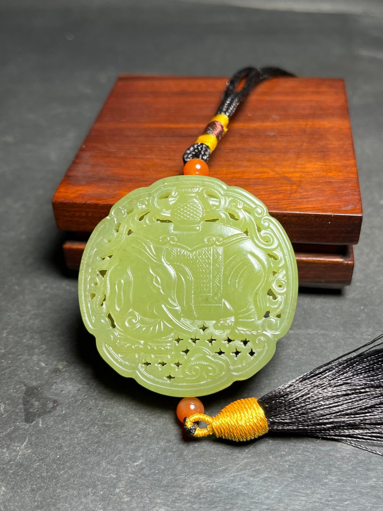 An Exquisite Yellow Jade Elephant Pattern Pendant: An Exquisite Yellow Jade Elephant Pattern Pendant,Qing Dynasty,China,Size:51mmx13mmx51mm,Weight:46g 黄玉大象纹挂件,中国清代