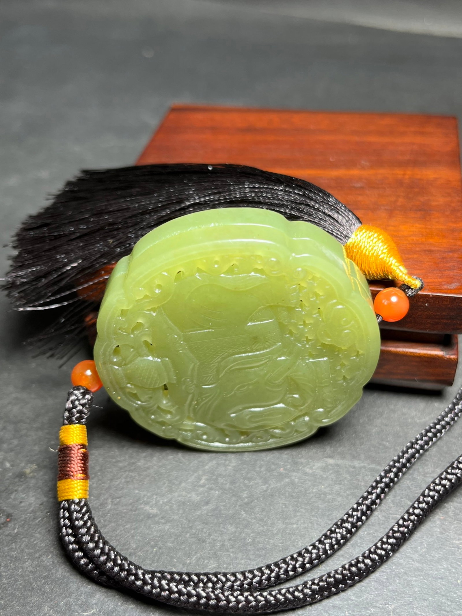 An Exquisite Yellow Jade Elephant Pattern Pendant - 4