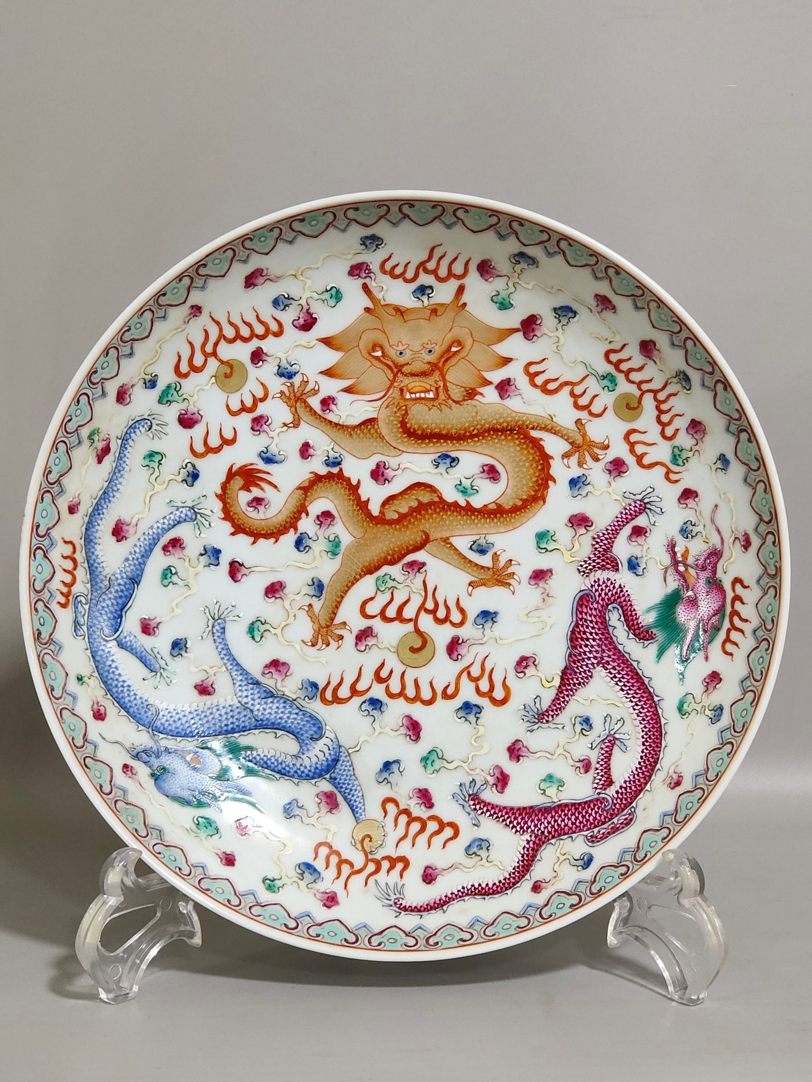 An Exquisite Famille-Rose Painted Gold Auspicious Cloud and Dragon Pattern Plate: An Exquisite Famille-Rose Painted Gold Auspicious Cloud and Dragon Pattern Plate,Qing Dynasty,China,Guangxu Six-character Mark,Size:1.6inx8.4in 粉彩描金祥云龙