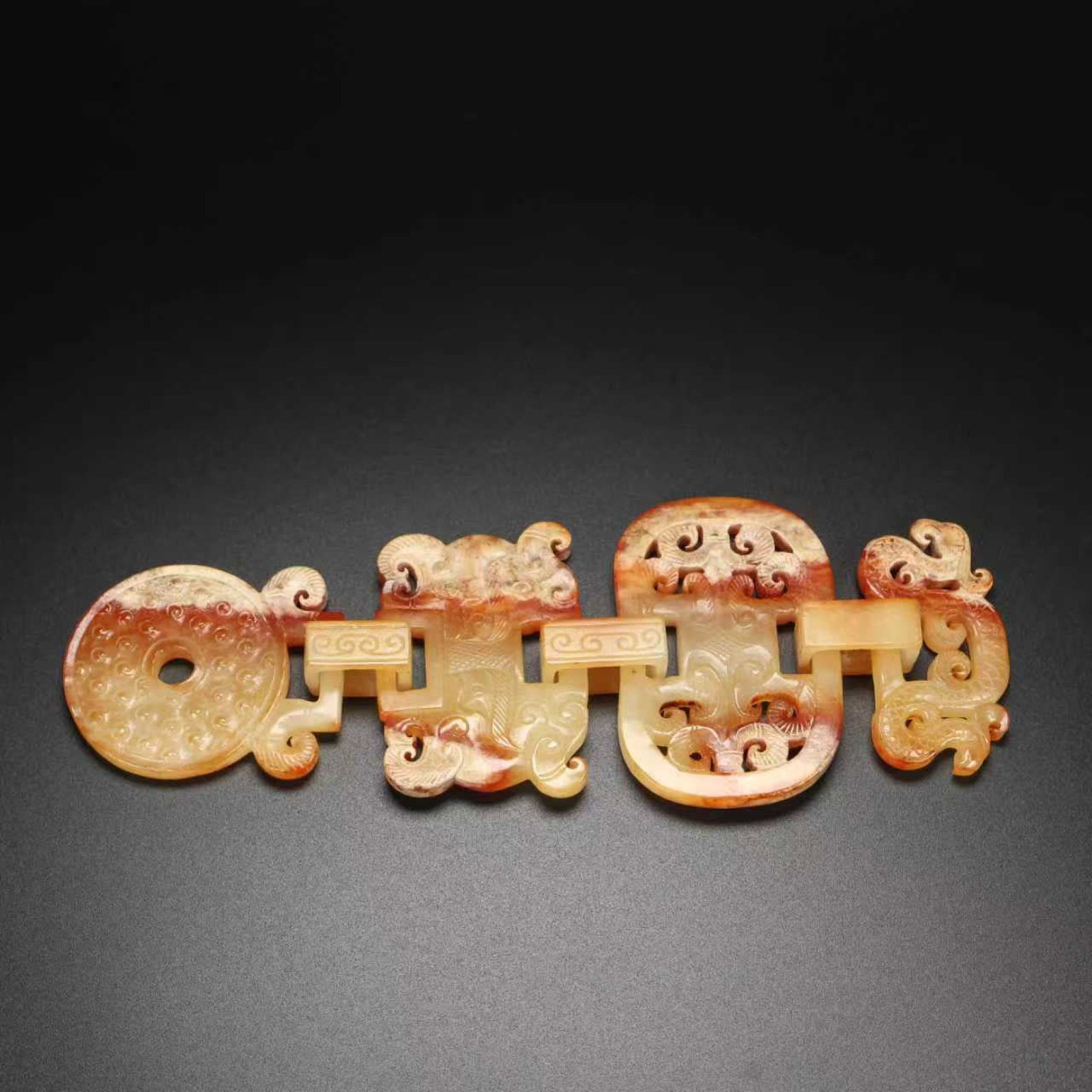An Exquisite White Jade Beast-Face Pattern Pendant - 2