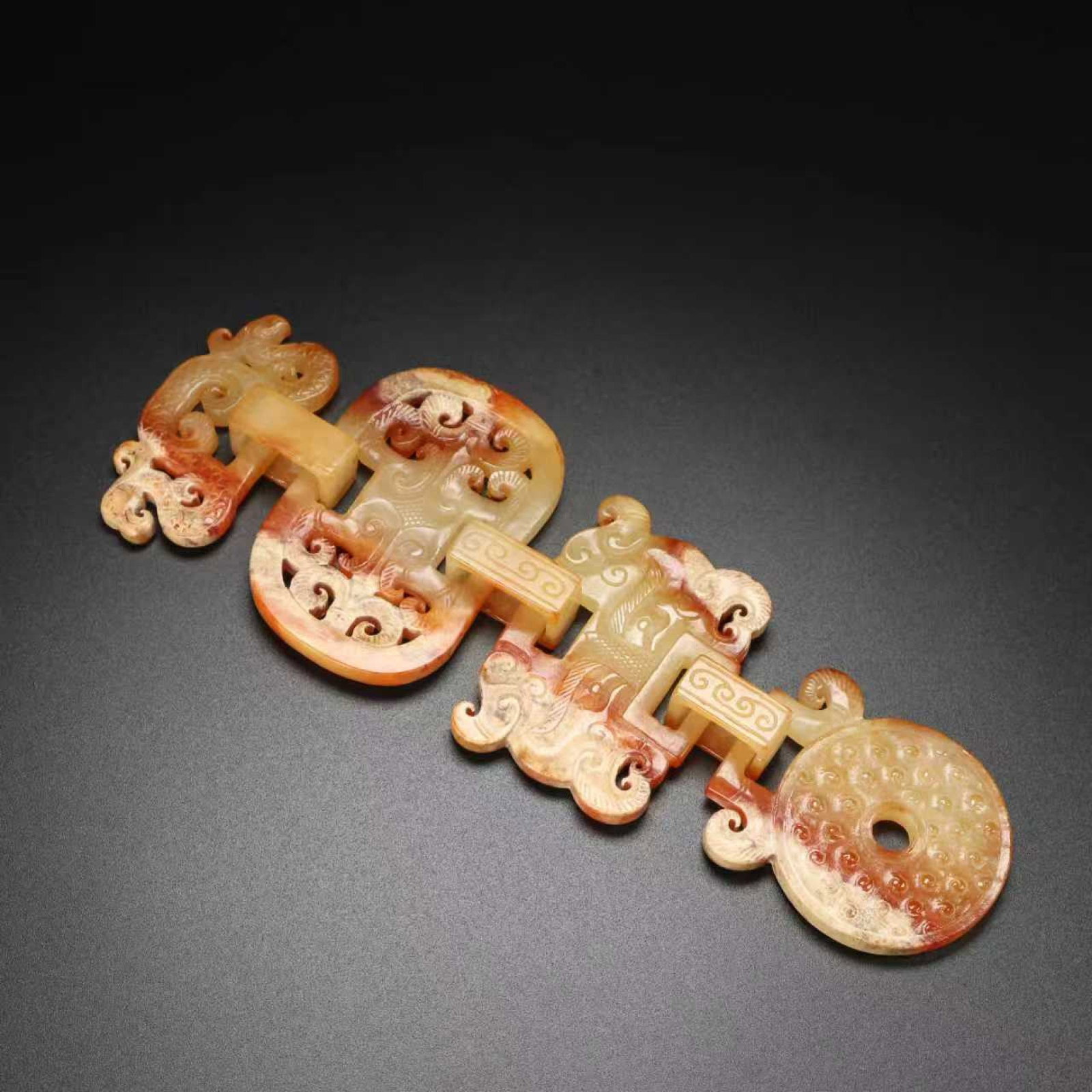 An Exquisite White Jade Beast-Face Pattern Pendant - 7