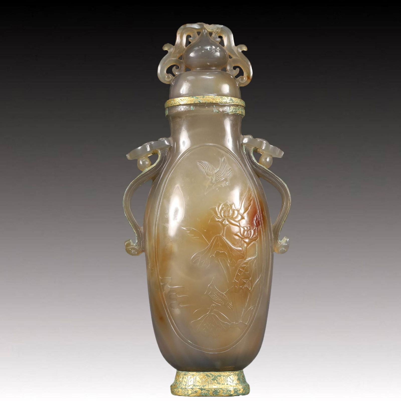 An Exquisite Agate Cover with Gold Flower and Bird Pattern Ruyi-Ears Vase: An Exquisite Agate Cover with Gold Flower and Bird Pattern Ruyi-Ears Vase,Qing Dynasty, China,Size:4.9inx1.6inx10.6in,Weight:700g 玛瑙包金花鸟纹如঴