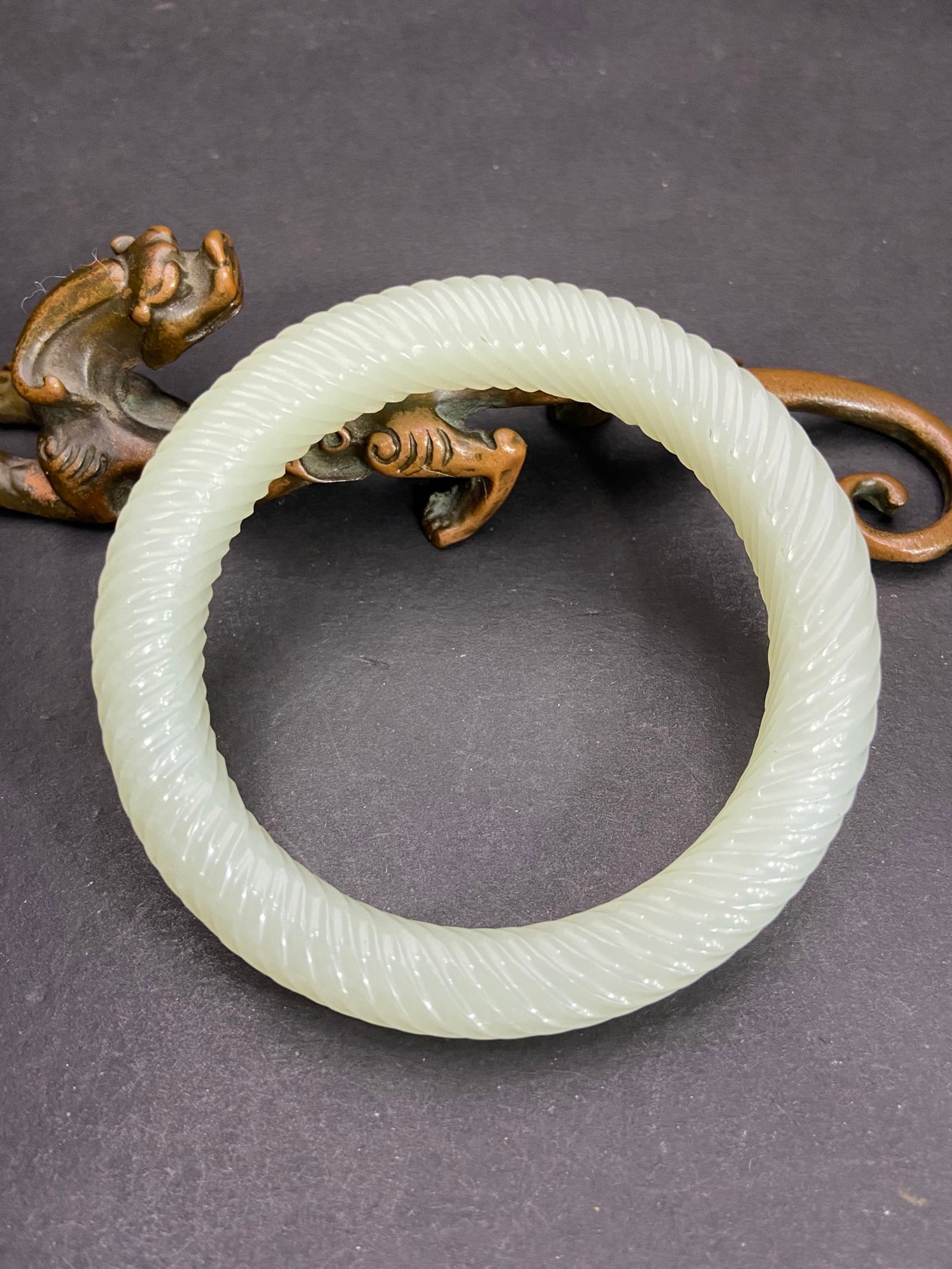An Exquisite White Jade Bracelets - 6