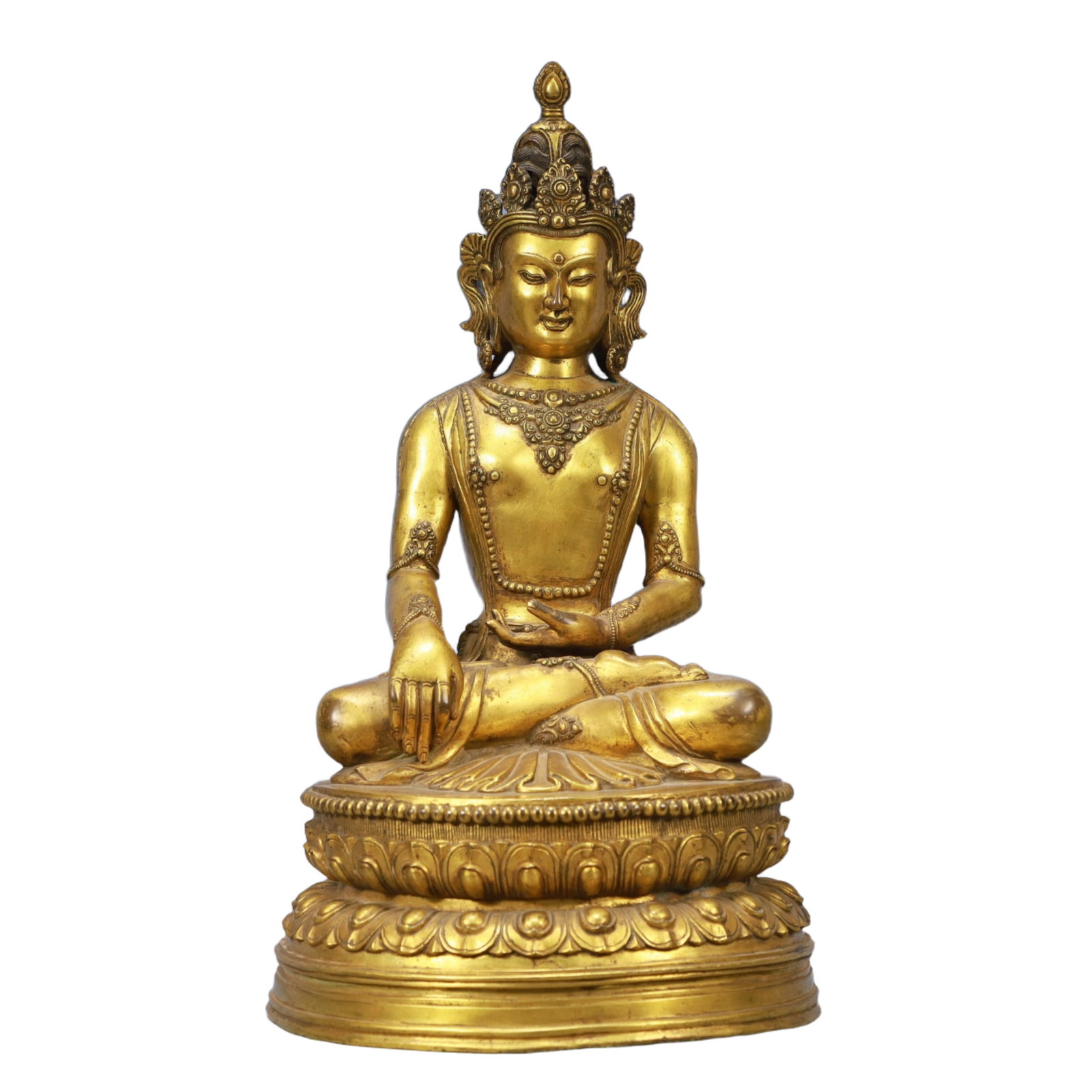 A Solemn Gilt Bronze Statue of Bodhisattva: A Solemn Gilt Bronze Statue of Bodhisattva,Ming Dynasty, China,Size:7.9inx7.9inx16.5in Weight:9550g 铜鎏金菩萨像,中国明代