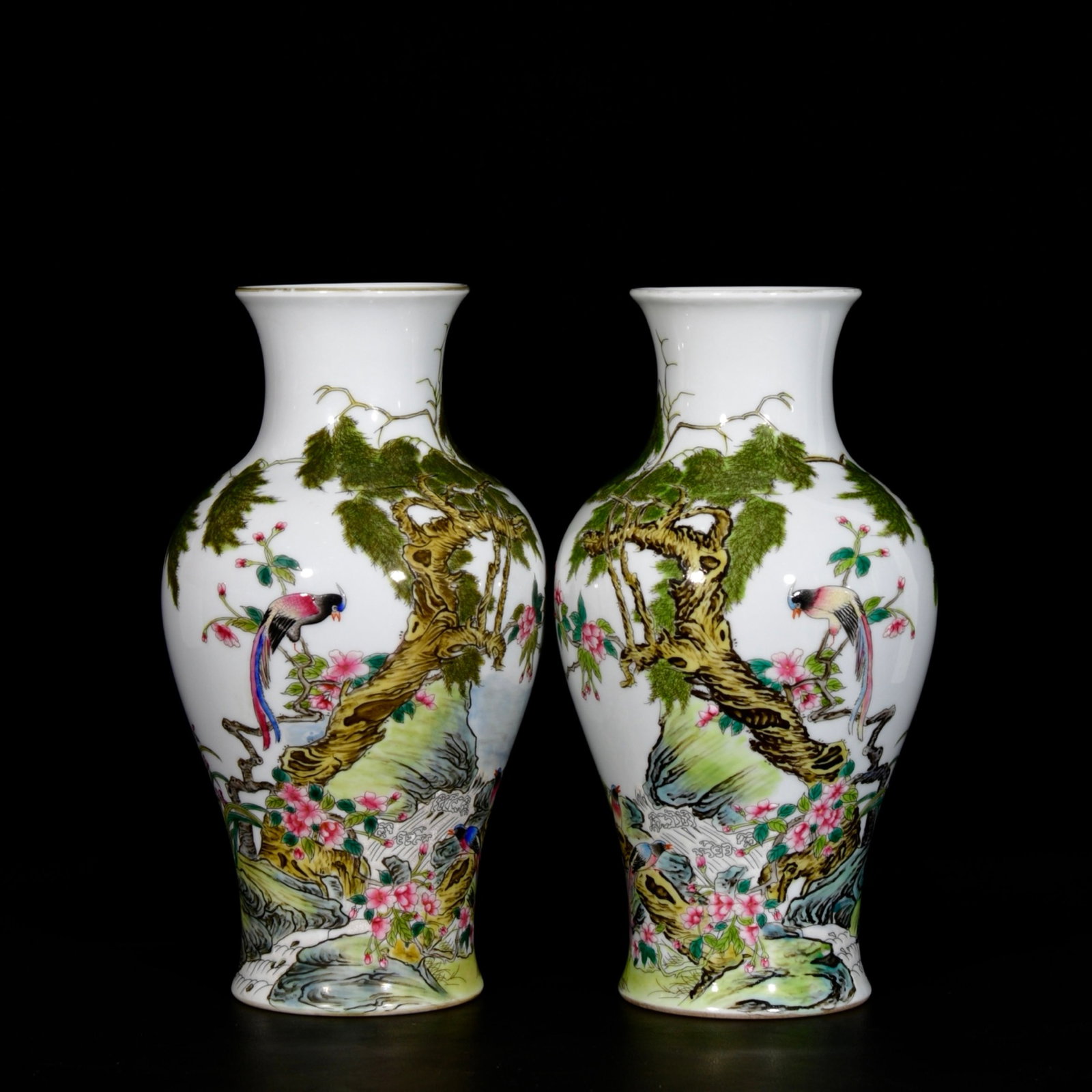 A Pair of Exquisite Enamel Flower and Bird Pattern Vases,With Poem: A Pair of Exquisite Enamel Flower and Bird Pattern Vases,With Poem,Qing Dynasty,China,Yongzheng Four-character Mark,Size:9.4inx5.1in 一对珐琅彩花鸟纹