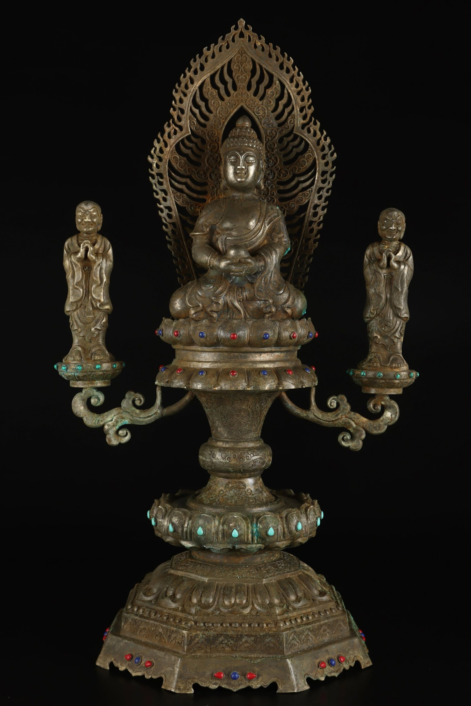 A Huge Bronze Buddha Statue,Inlaid Gems: A Huge Bronze Buddha Statue,Inlaid Gems,Tang Dynasty,China,Zhenguan Four-character Mark,Size:21.3inx11.4in,Weight:4094g 铜佛像,嵌宝石,中国唐ߣ