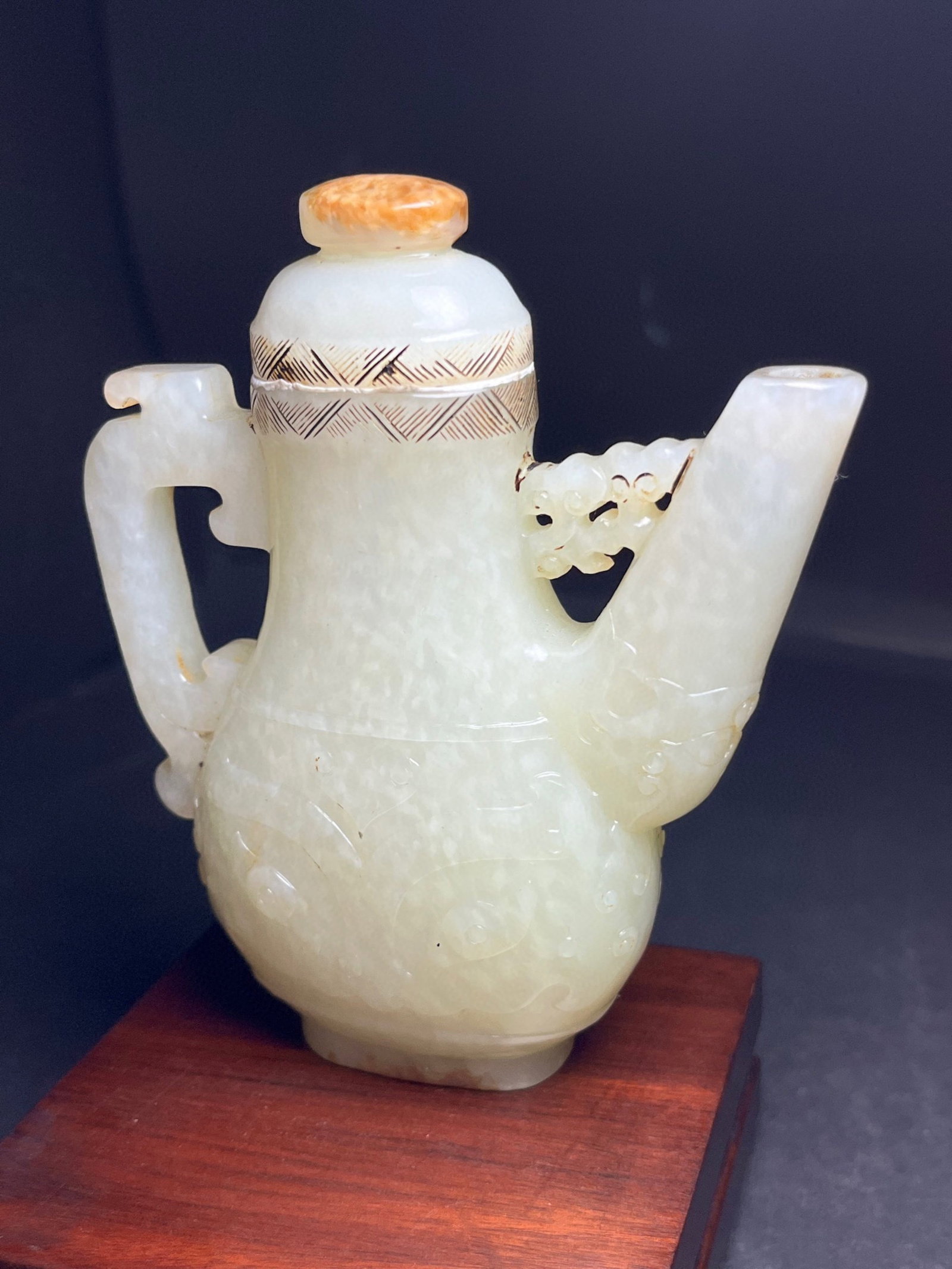 An Exquisite White Jade Beast-Face Pattern Flagon - 4