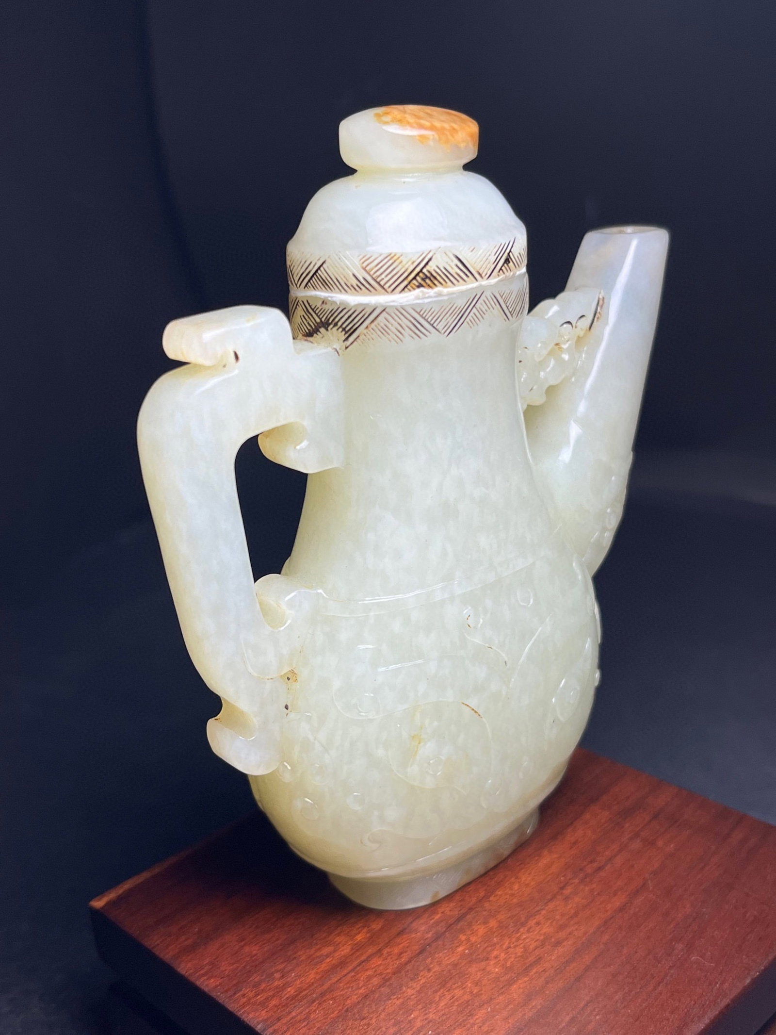 An Exquisite White Jade Beast-Face Pattern Flagon - 6