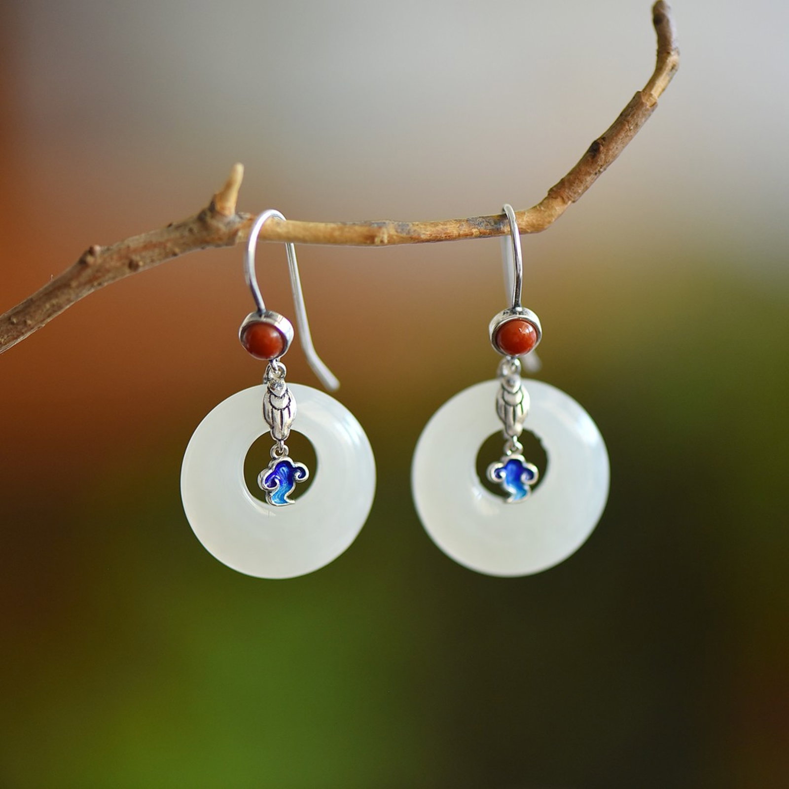 A Pair of Exquisite Sterling Silver Inlaid White Jade Earrings: A Pair of Exquisite Sterling Silver Inlaid White Jade Earrings,Size:20mmx20mm 一对纯银镶白玉耳环