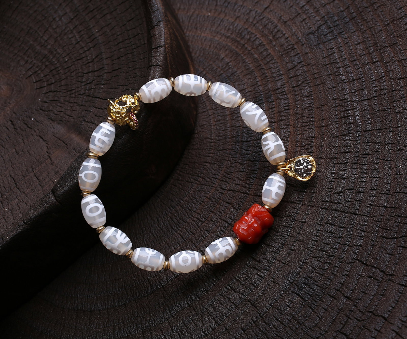 An Exquisite Dzi Bead Bracelets - 6
