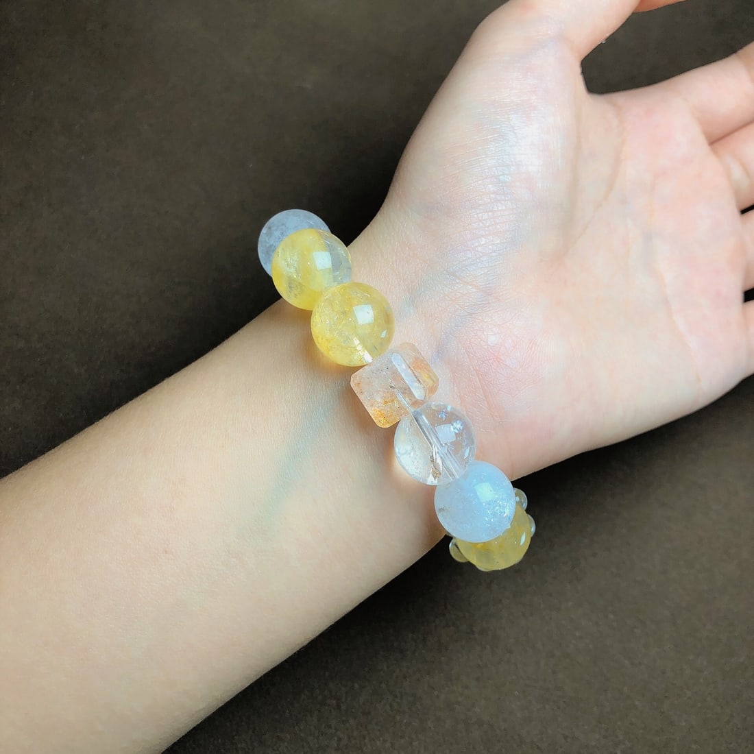 An Exquisite Crystal Bracelets - 6