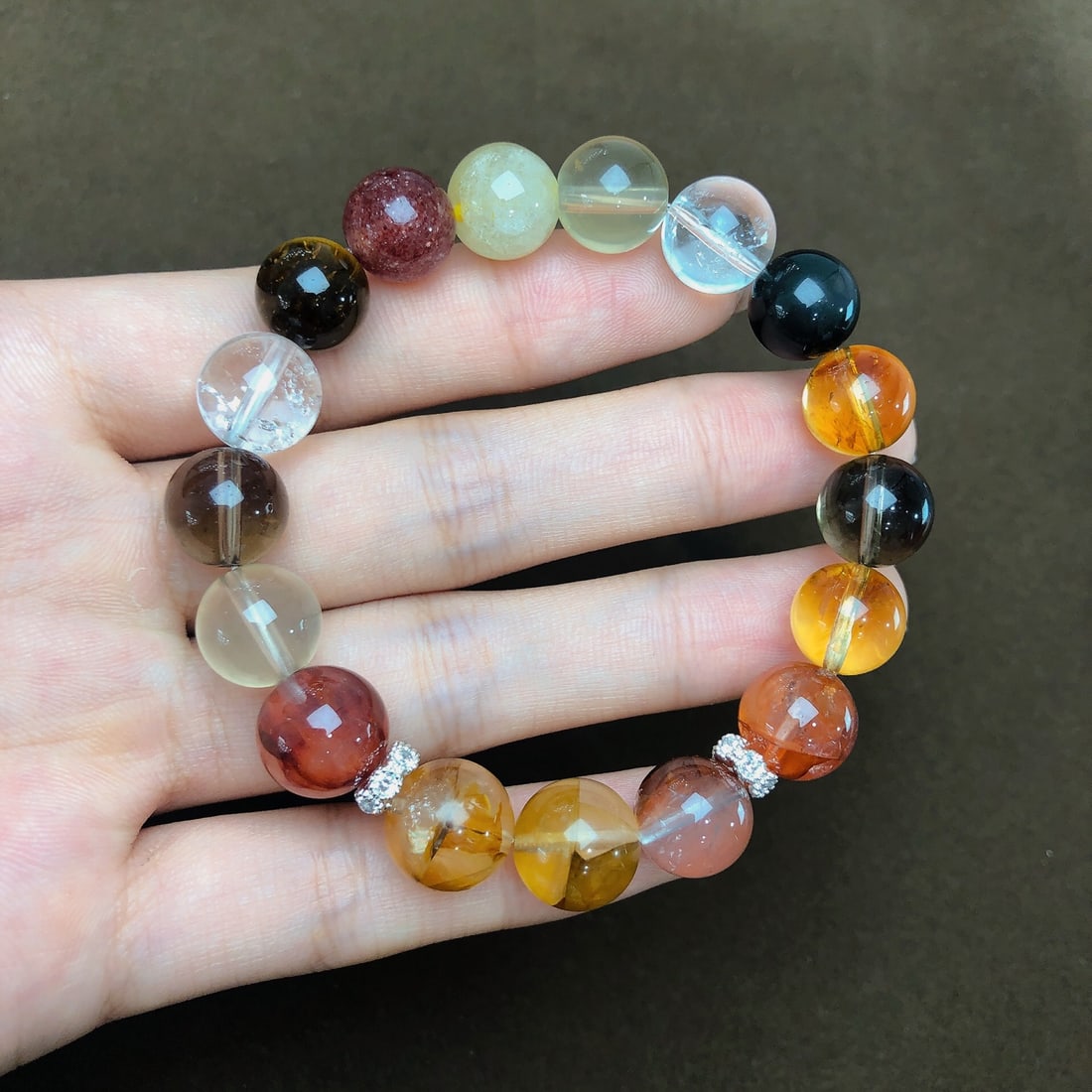 An Exquisite Crystal Bracelets: An Exquisite Crystal Bracelets,Size:10.8mm,11.4mm, Weight:30.9g 水晶手串