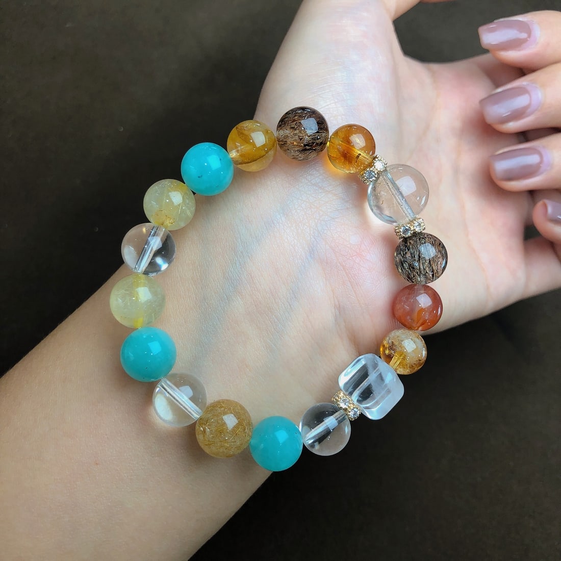 An Exquisite Crystal Bracelets - 2