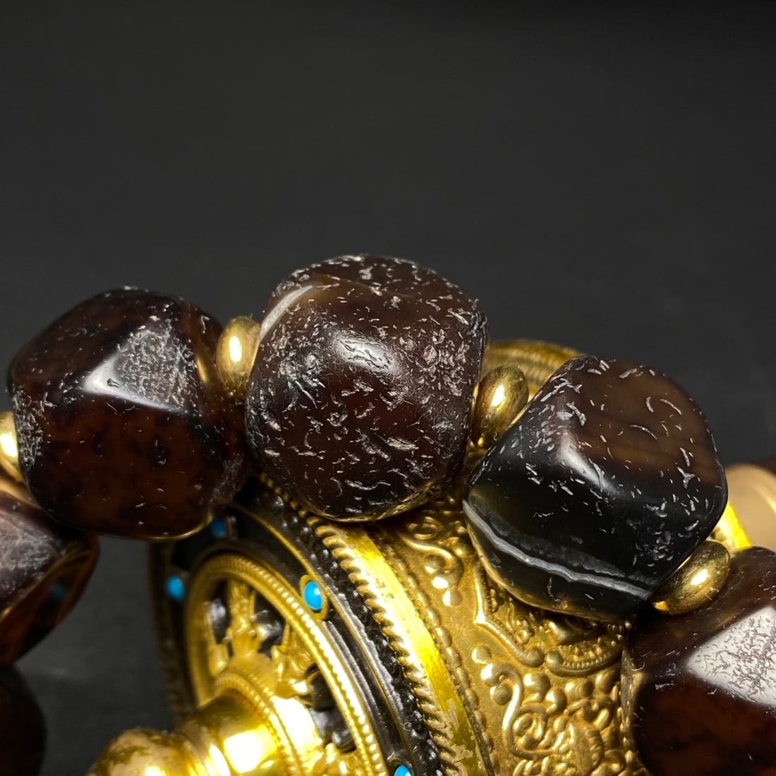 An Exquisite Agate Bracelets - 8