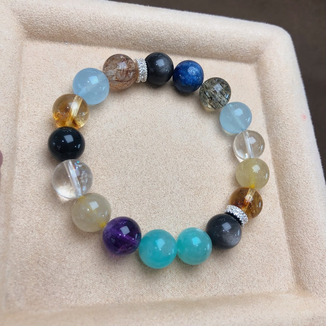 An Exquisite Crystal Bracelets - 7