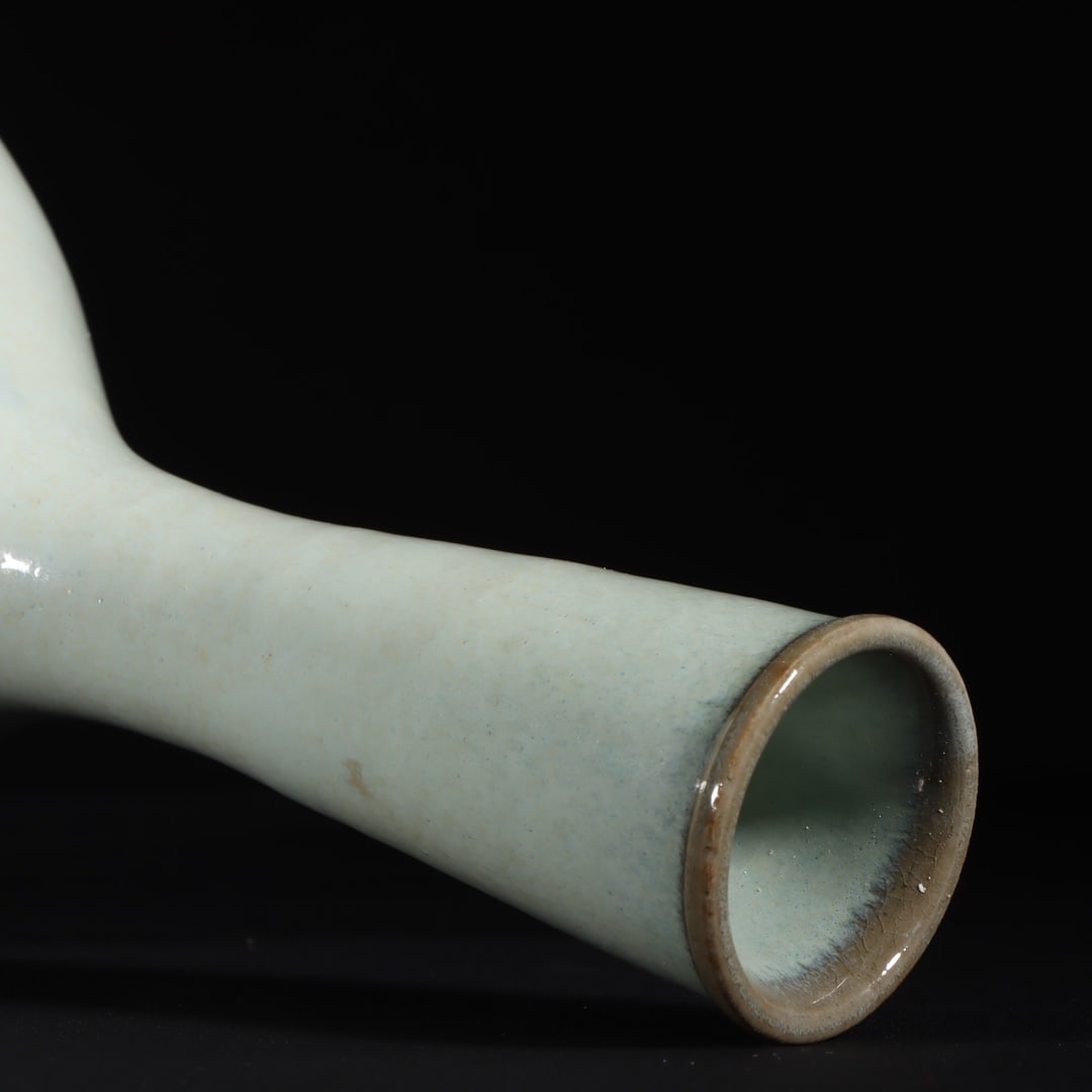 An Exquisite Jun yao Vase - 8