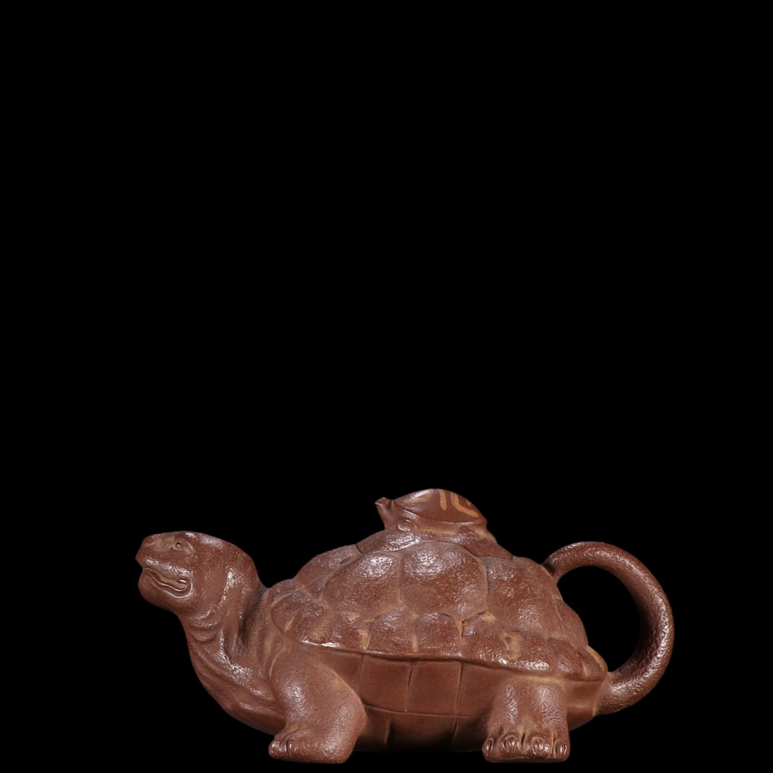 An Exquisite Purple Sands Auspicious Beast-Shaped Teapot: An Exquisite Purple Sands Auspicious Beast-Shaped Teapot Chen ming yuan Size:3.1inx6.1in紫砂龟形茶壶 陈鸣远 Size:8cmx15.6cm