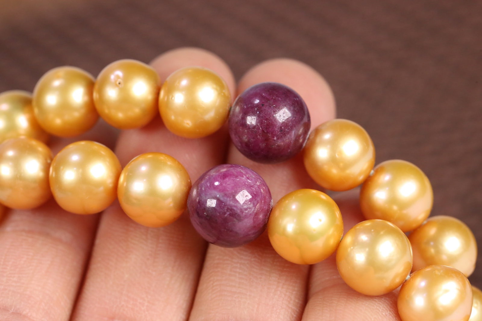 An Exquisite Pearl Bracelets - 6