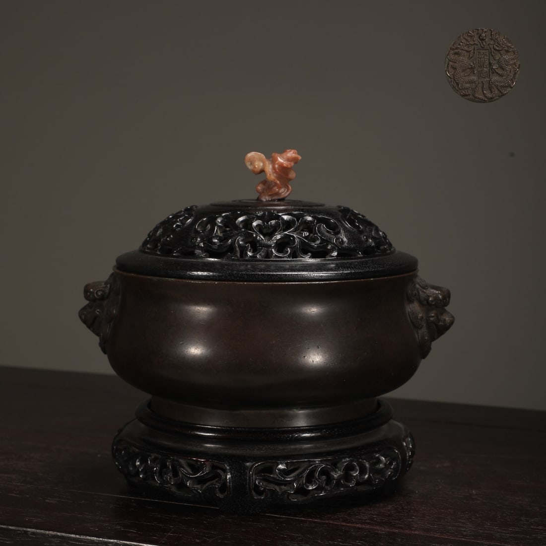 An Exquisite Bronze Double-Ears Censer: An Exquisite Bronze Double-Ears Censer Qing Dynasty, China Size:4.3inx5.7in Weight:1.85kg铜狮首耳炉 中国清代 Size:11cmx14.5cm Weight:1.85kg