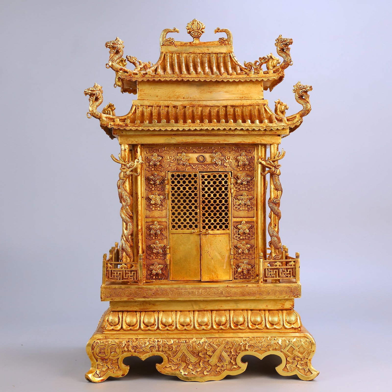 An Exquisite Gilt Bronze Pagoda: An Exquisite Gilt Bronze Pagoda Qing Dynasty, China Size:18.9inx11.8in Weight:10000g铜鎏金佛塔 中国清代 Size:48cmx30cm Weight:10000g