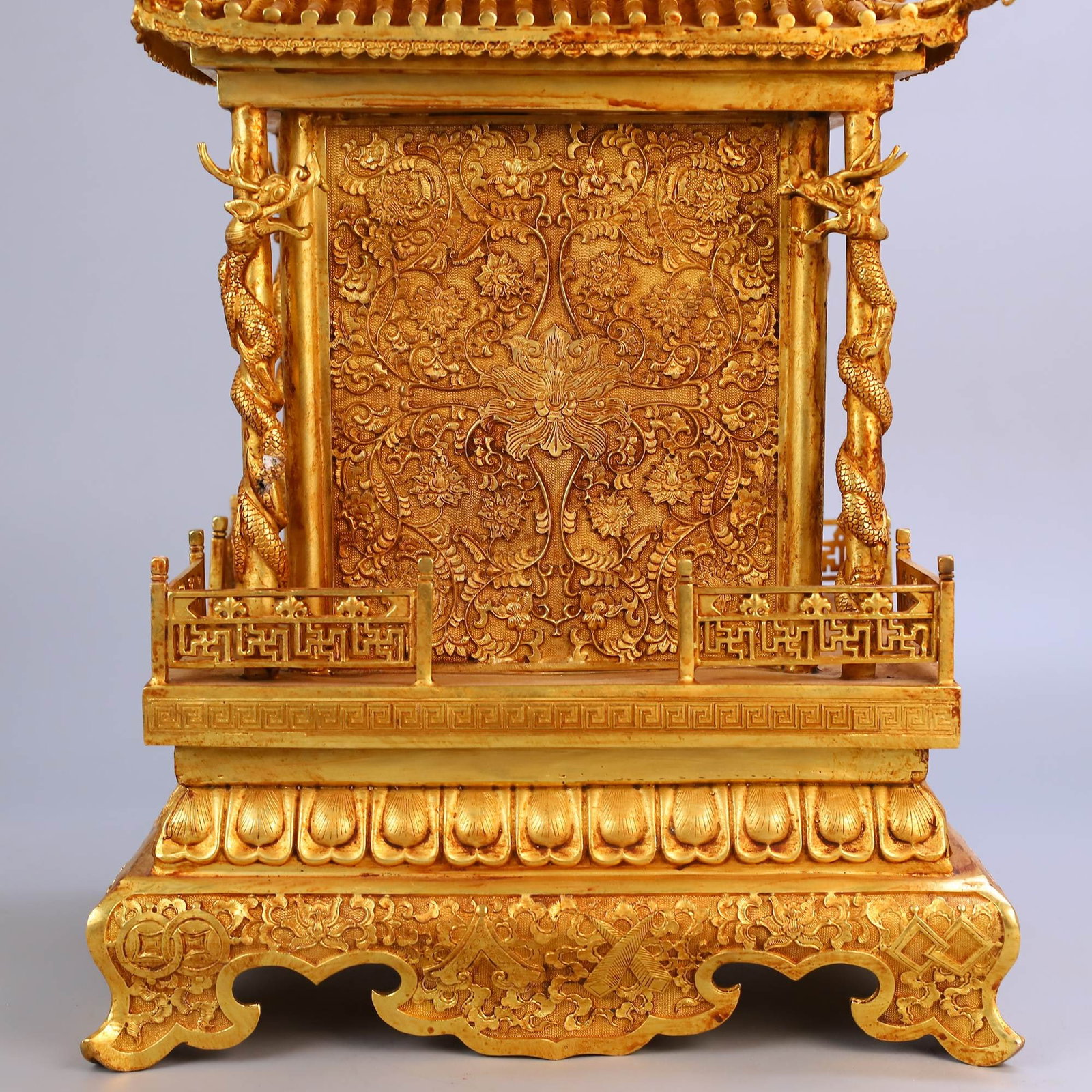 An Exquisite Gilt Bronze Pagoda - 9