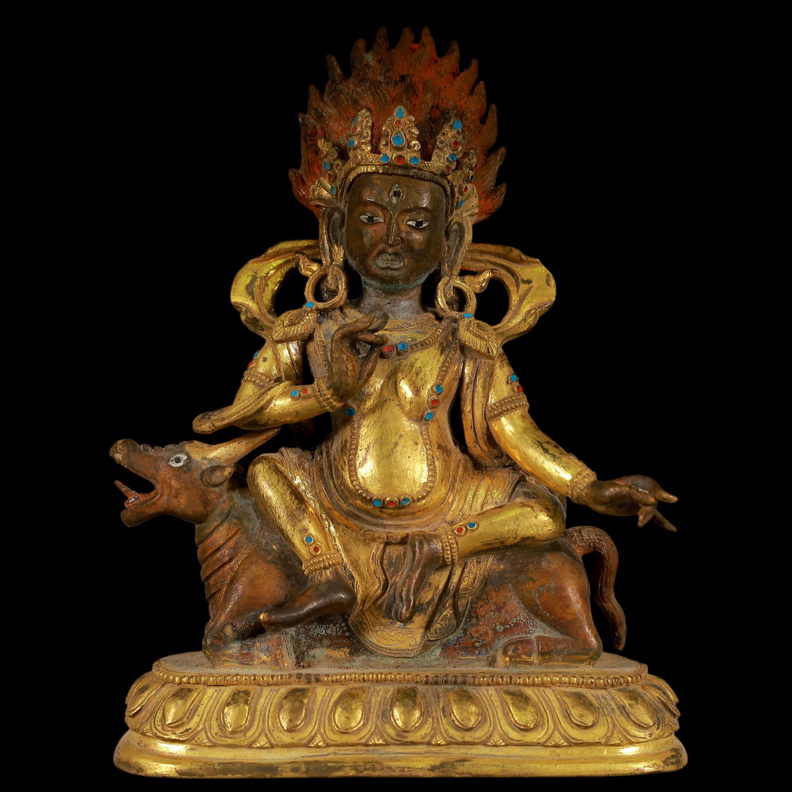 An Exquisite Gilt Bronze Statue of Vajra: An Exquisite Gilt Bronze Statue of Vajra Ming Dynasty, China Size:5.1inx2.6inx6.7in Weight:1600g铜鎏金护法佛像 中国明代