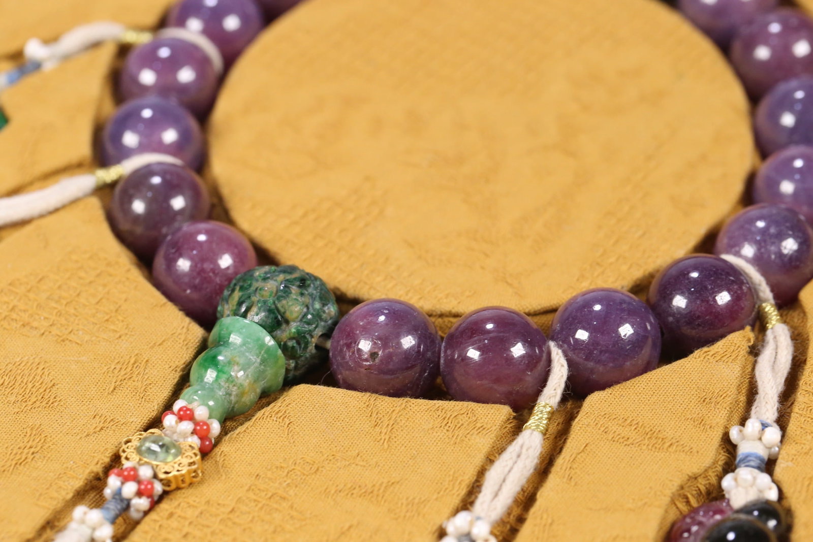 An Exquisite Gems Bracelets - 4