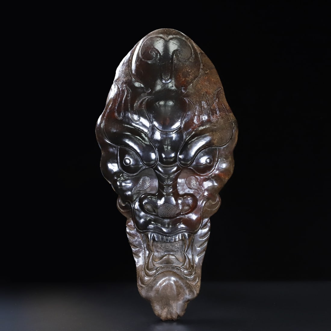 An Exquisite White Jade Beast-Face Pattern Shield - 10