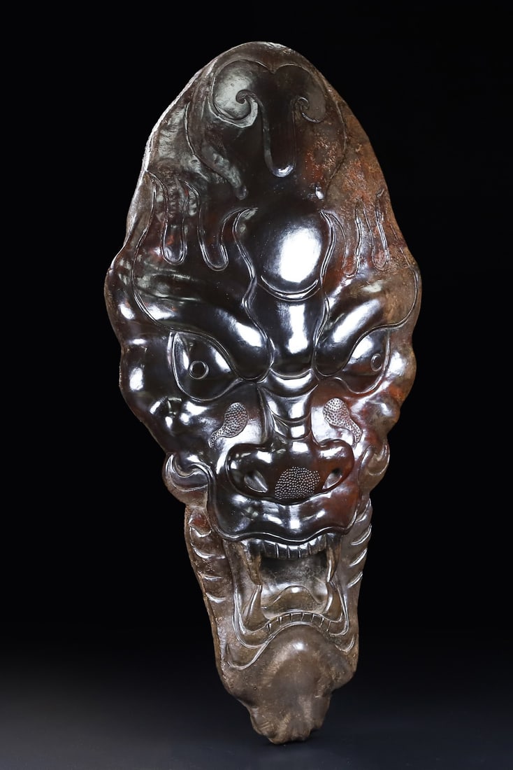 An Exquisite White Jade Beast-Face Pattern Shield - 2