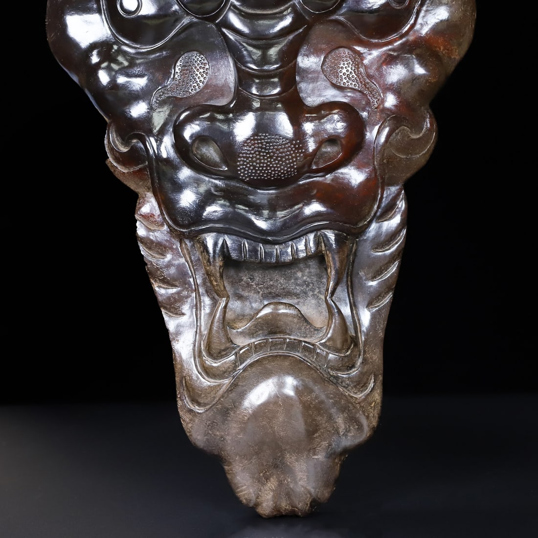 An Exquisite White Jade Beast-Face Pattern Shield - 8