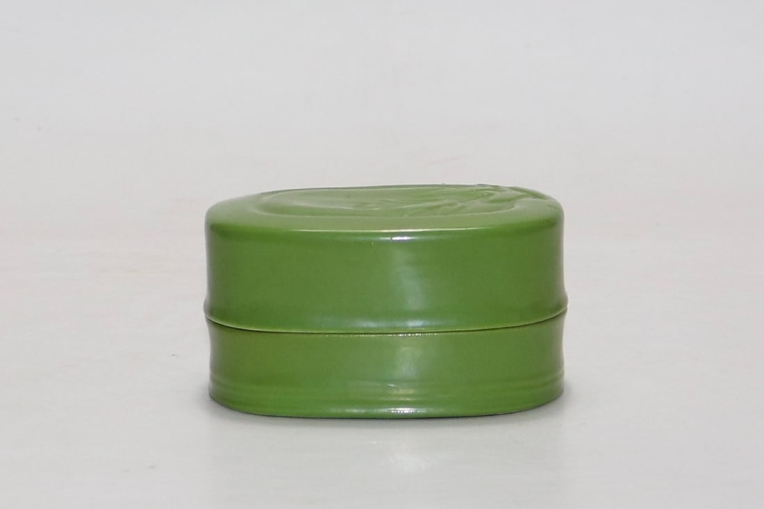 An Exquisite Green Glazed Bamboo Pattern Box - 3